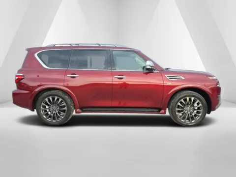 More photos of 2022 Nissan Armada Platinum at Hocking Valley Motors, OH