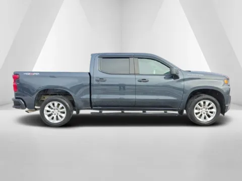 More photos of 2021 Chevrolet Silverado 1500 Custom at Hocking Valley Motors, OH