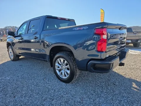 More photos of 2021 Chevrolet Silverado 1500 Custom at Hocking Valley Motors, OH