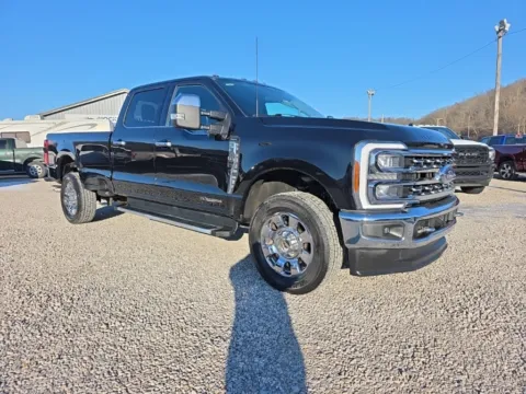 Black 2023 Ford F-350SD Lariat for sale in Logan, OH