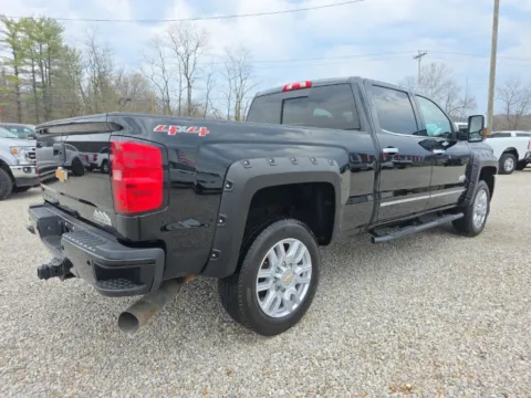 More photos of 2016 Chevrolet Silverado 2500HD High Country at Hocking Valley Motors, OH