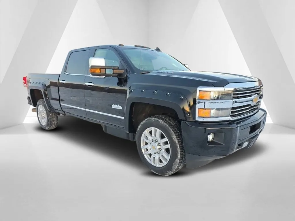 Black 2016 Chevrolet Silverado 2500HD High Country for sale in Logan, OH
