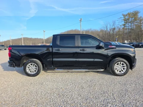 More photos of 2021 Chevrolet Silverado 1500 RST at Hocking Valley Motors, OH