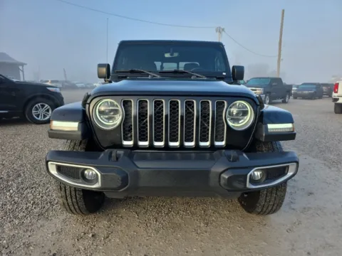 Photos of 2020 Jeep Gladiator Overland for sale in Logan, OH at Hocking Valley Motors