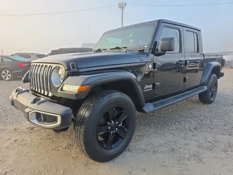 Another view of 2020 Jeep Gladiator Overland for sale in Logan, OH at Hocking Valley Motors
