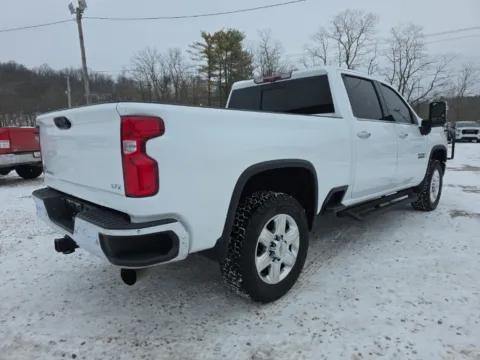 More photos of 2021 Chevrolet Silverado 2500HD LTZ at Hocking Valley Motors, OH