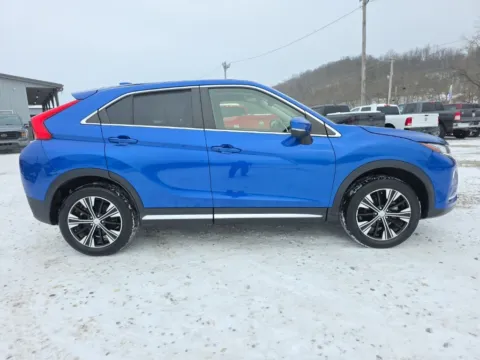 More photos of 2020 Mitsubishi Eclipse Cross SE at Hocking Valley Motors, OH
