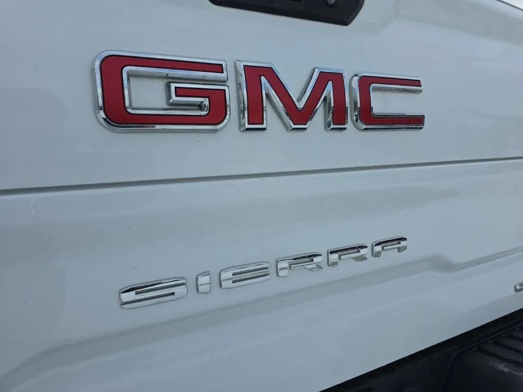 2022 GMC Sierra 1500 SLT - Photo 34