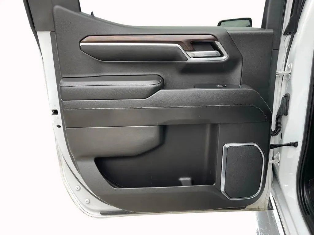 2022 GMC Sierra 1500 SLT - Photo 16