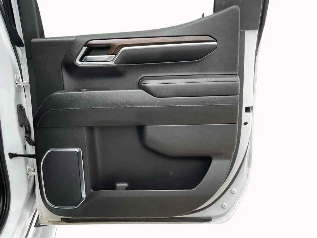 2022 GMC Sierra 1500 SLT - Photo 18