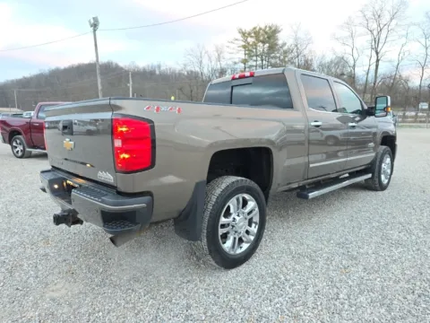 More photos of 2015 Chevrolet Silverado 2500HD High Country at Hocking Valley Motors, OH