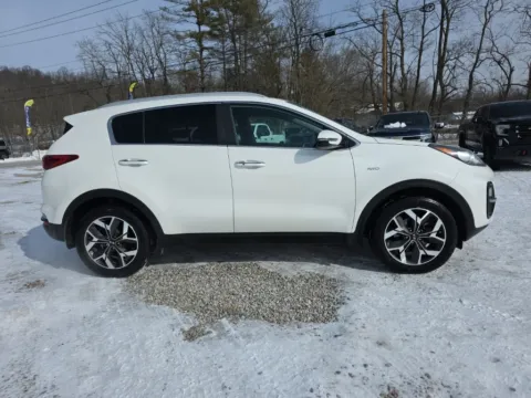 More photos of 2020 Kia Sportage EX at Hocking Valley Motors, OH