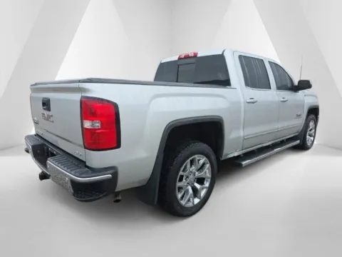 More photos of 2015 GMC Sierra 1500 SLT at Hocking Valley Motors, OH