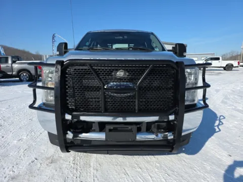 Photos of 2019 Ford F-250SD XL for sale in Logan, OH at Hocking Valley Motors