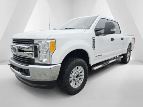 Another view of 2017 Ford F-250SD XLT for sale in Logan, OH at Hocking Valley Motors