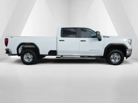 More photos of 2022 GMC Sierra 2500HD Pro at Hocking Valley Motors, OH