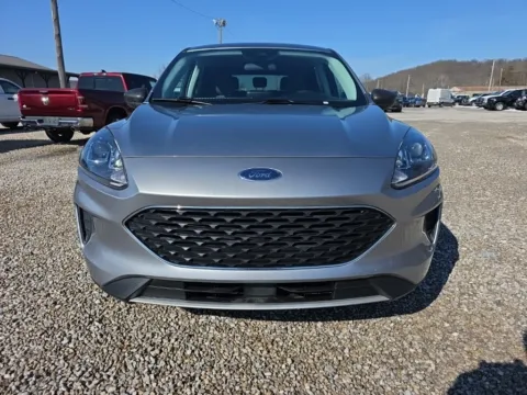 Photos of 2022 Ford Escape SE for sale in Logan, OH at Hocking Valley Motors
