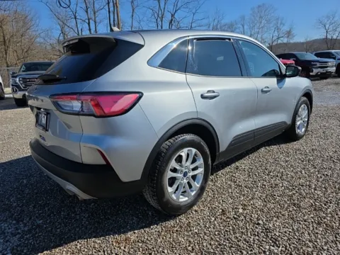 More photos of 2022 Ford Escape SE at Hocking Valley Motors, OH