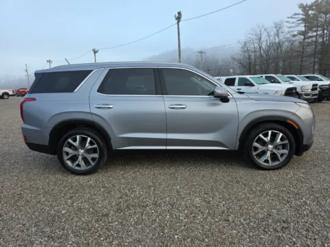More photos of 2020 Hyundai Palisade SEL at Hocking Valley Motors, OH