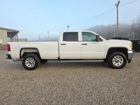 More photos of 2019 GMC Sierra 3500HD at Hocking Valley Motors, OH