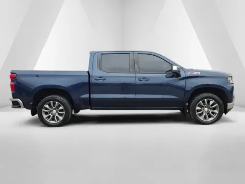 More photos of 2021 Chevrolet Silverado 1500 LT at Hocking Valley Motors, OH