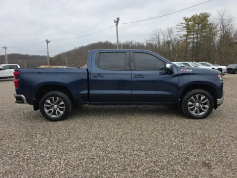 More photos of 2021 Chevrolet Silverado 1500 LT at Hocking Valley Motors, OH