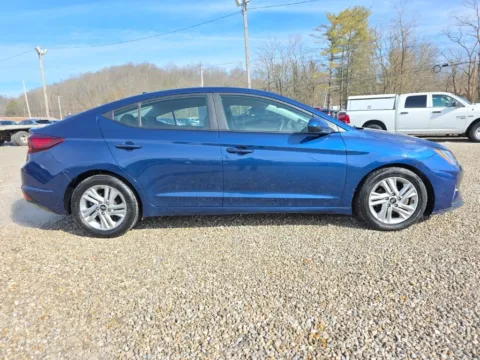 More photos of 2020 Hyundai Elantra SEL at Hocking Valley Motors, OH