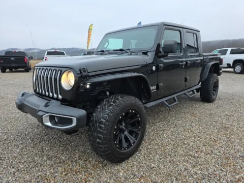 Another view of 2023 Jeep Gladiator Overland for sale in Logan, OH at Hocking Valley Motors
