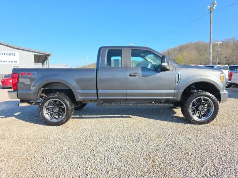 More photos of 2019 Ford F-250SD XL at Hocking Valley Motors, OH
