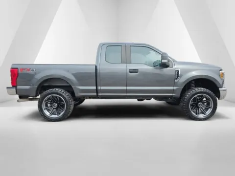 More photos of 2019 Ford F-250SD XL at Hocking Valley Motors, OH