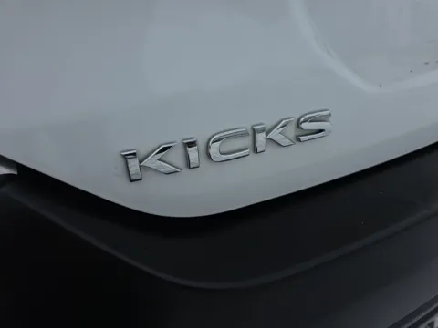 More photos of 2020 Nissan Kicks S at Hocking Valley Motors, OH