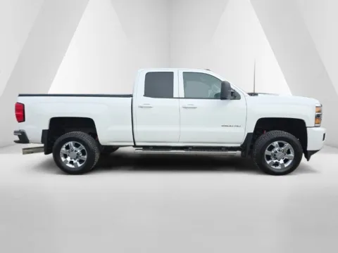 More photos of 2015 Chevrolet Silverado 2500HD LT at Hocking Valley Motors, OH