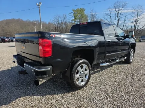 More photos of 2019 Chevrolet Silverado 2500HD LTZ at Hocking Valley Motors, OH
