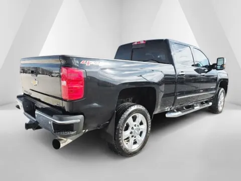 More photos of 2019 Chevrolet Silverado 2500HD LTZ at Hocking Valley Motors, OH