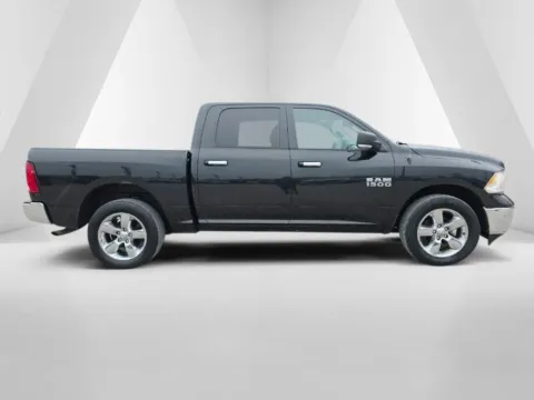 More photos of 2017 Ram 1500 Big Horn at Hocking Valley Motors, OH