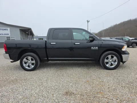 More photos of 2017 Ram 1500 Big Horn at Hocking Valley Motors, OH