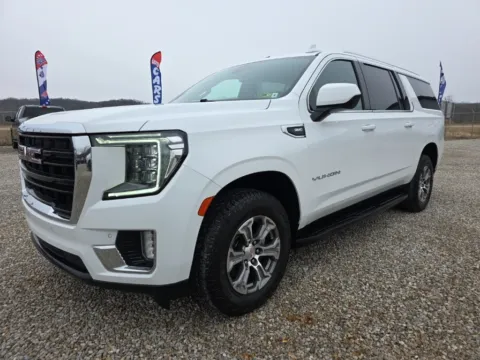 Another view of 2022 GMC Yukon XL SLE for sale in Logan, OH at Hocking Valley Motors