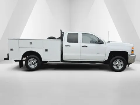 More photos of 2018 Chevrolet Silverado 2500HD Work Truck at Hocking Valley Motors, OH