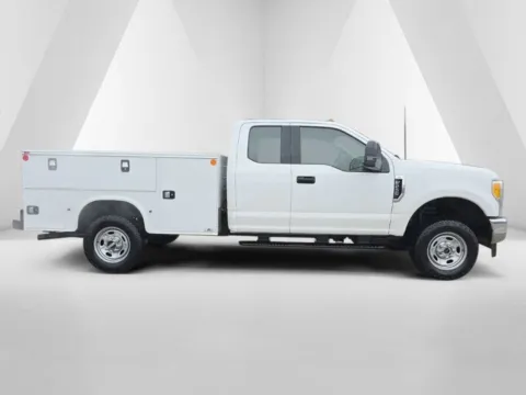 More photos of 2017 Ford F-250SD XL at Hocking Valley Motors, OH