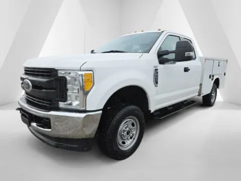 Another view of 2017 Ford F-250SD XL for sale in Logan, OH at Hocking Valley Motors