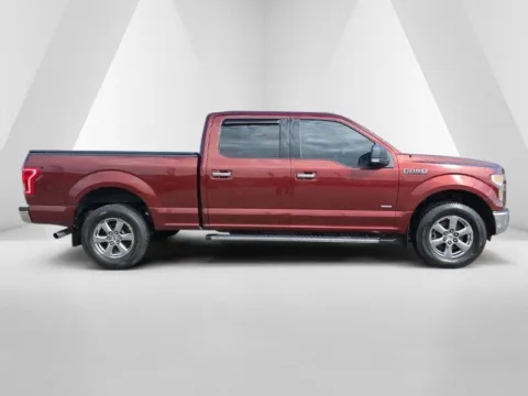 More photos of 2015 Ford F-150 XLT at Hocking Valley Motors, OH