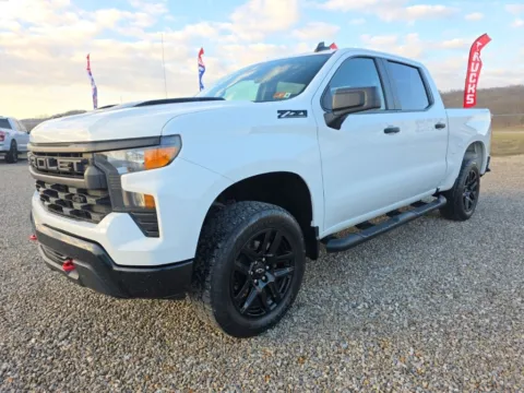 Another view of 2023 Chevrolet Silverado 1500 Custom Trail Boss for sale in Logan, OH at Hocking Valley Motors