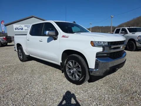 White 2021 Chevrolet Silverado 1500 LT for sale in Logan, OH