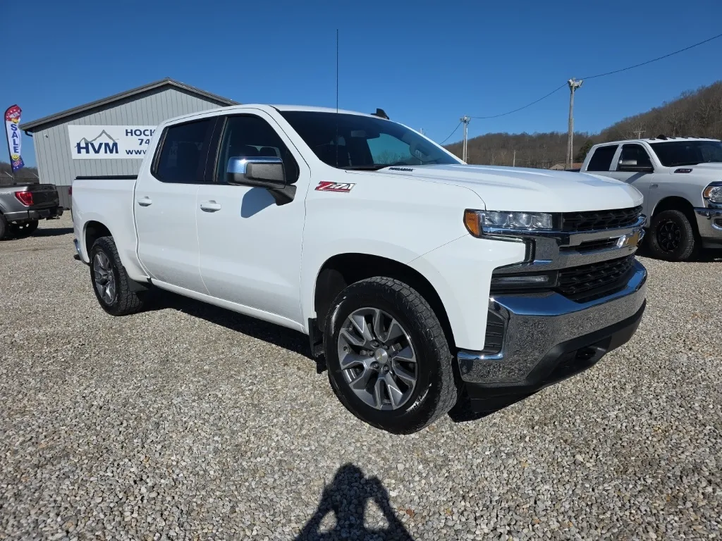 White 2021 Chevrolet Silverado 1500 LT for sale in Logan, OH