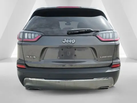 More photos of 2019 Jeep Cherokee Limited at Hocking Valley Motors, OH