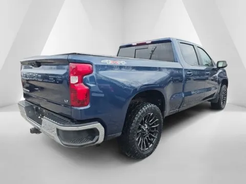 More photos of 2022 Chevrolet Silverado 1500 LT at Hocking Valley Motors, OH