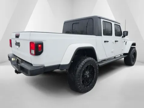 More photos of 2021 Jeep Gladiator Willys at Hocking Valley Motors, OH
