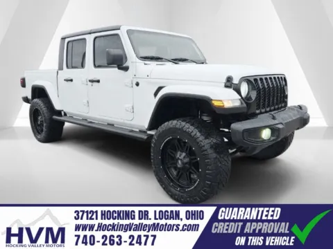 White 2021 Jeep Gladiator Willys for sale in Logan, OH