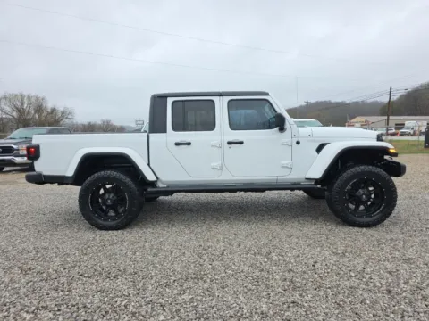 More photos of 2021 Jeep Gladiator Willys at Hocking Valley Motors, OH