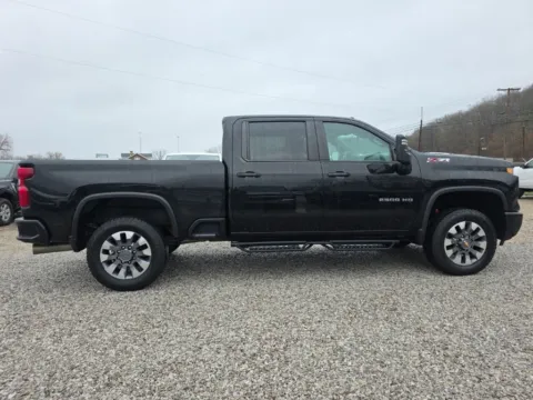 More photos of 2024 Chevrolet Silverado 2500HD Custom at Hocking Valley Motors, OH